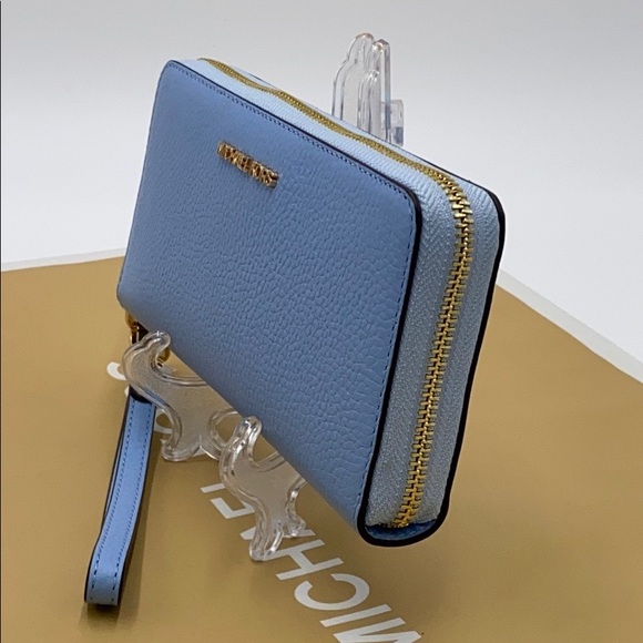 MICHAEL KORS LARGE CONTINENTAL WALLET LIGHT SKY - Picture 13 of 16